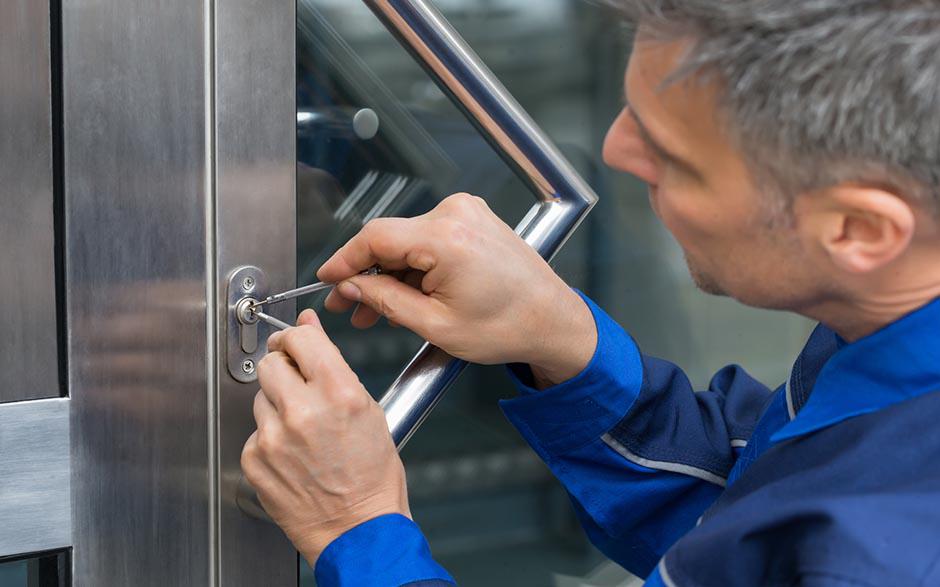 serrure porte Allauch